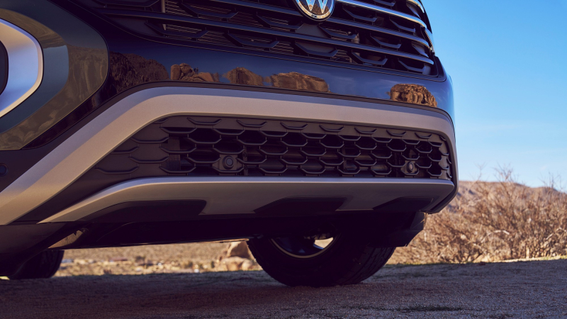 Американский VW Atlas решил прикинуться внедорожником: новая версия Peak Edition