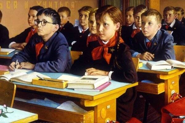 
Шесть мифов о советском образовании: реальность за декорациями ностальгии                