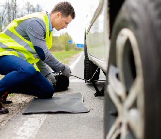 Автоэлектрик с выездом: помощь на дороге