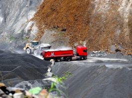 Самосвал идеально подходит для малых и средних строительных компаний