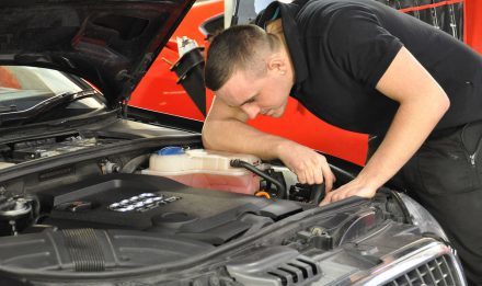 Что представляет собой услуга автоподбора?