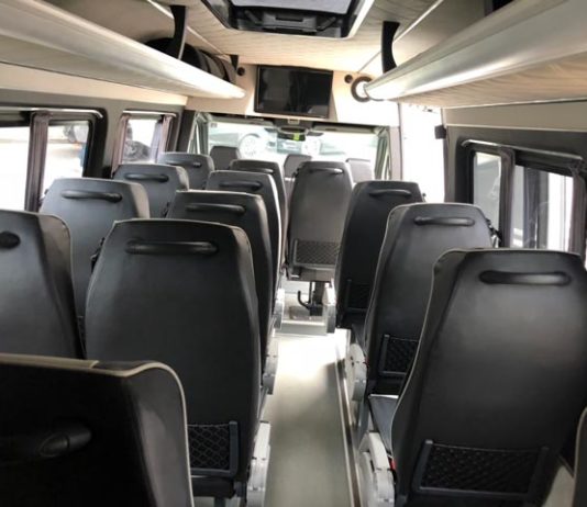 На что обратить внимание при заказе микроавтобуса?