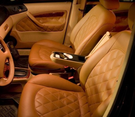 Что нужно знать о перетяжке салона автомобиля?