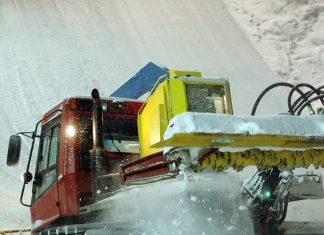 Машины для утрамбовки снега