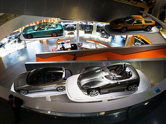 Самые интересные автомобильные музеи мира