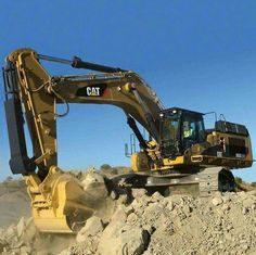 Машинист экскаватора: очень важное лицо на любых строительных работах