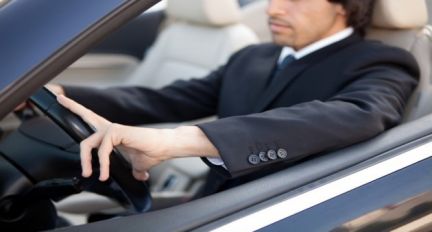 Причины популярности услуги проката автомобилей