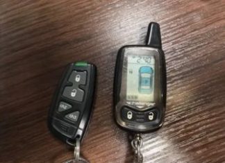 Почему машина не открывается с брелока сигнализации?