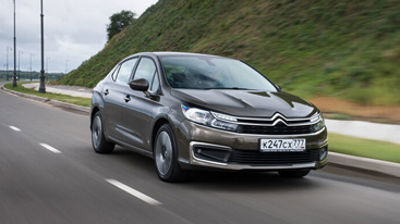 Тест-драйв Citroen C4 Sedan