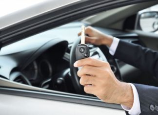 Особенности аренды автомобиля в России