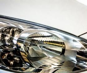 Как повысить прозрачность автомобильных фар?