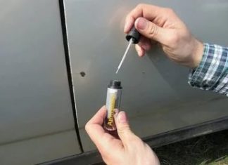 Правильные способы закраски царапин на автомобиле
