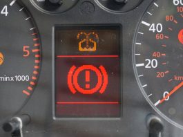 Почему не работает спидометр на Ауди 80?