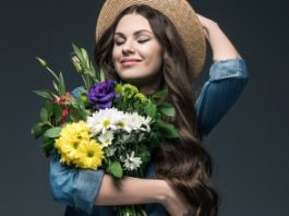Важность цветов для женщины