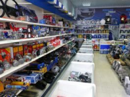 С чего начать открытие интернет-магазина автозапчастей?