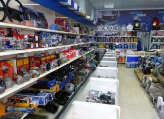 С чего начать открытие интернет-магазина автозапчастей?