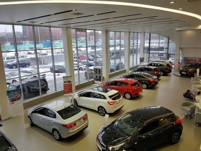 Почему стоит приобрести машину в автосалоне Лайт Авто?