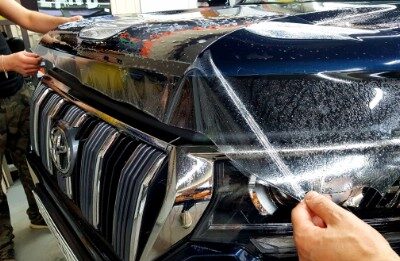 Для чего нужна антигравийная пленка для автомобиля?