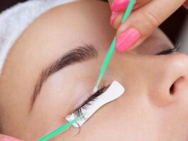 Как снимать наращенные ресницы в домашних условиях?