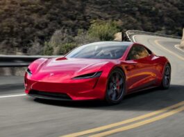 Где купить новую Tesla в России