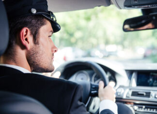 Преимущества аренды транспорта с водителем