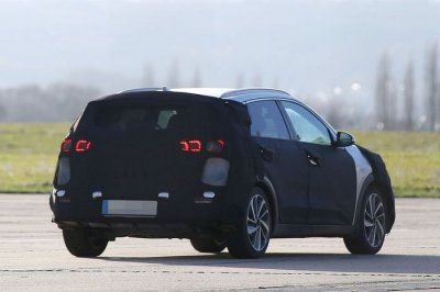 Kia Niro – не кроссовер, а гибрид – первый экспресс-тест