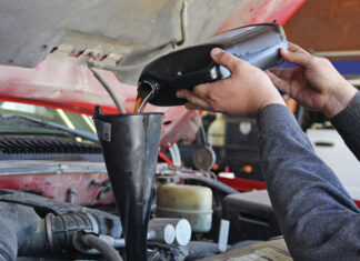 Как заменить масло в АКПП: советы профессионалов