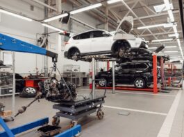 Техническое обслуживание автомобилей в автосервисах РОЛЬФ СЕРВИС