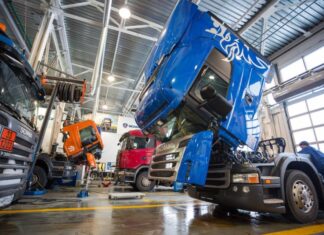 Почему ремонт грузовиков и спецтехники следует доверить специалистам