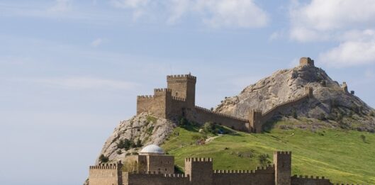 Музей-заповедник “Генуэзская крепость” в Судаке