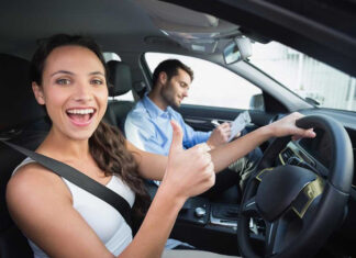 Как проходит обучение в автошколе?