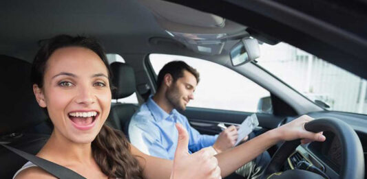 Как проходит обучение в автошколе?