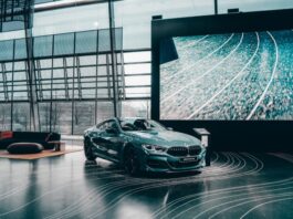 Музыкальное оформление автосалона