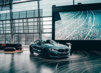 Музыкальное оформление автосалона