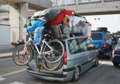 Перевозка на крыше — это самый старый и распространенный вид
