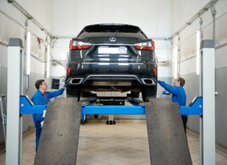 Особенности профессиональной диагностики автомобилей Лексус