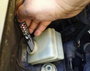 Роль тормозной жидкости в автомобиле