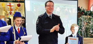 Автоинспекторы Липецкой области наградили авторов лучших детских произведений по теме дорожной безопасности