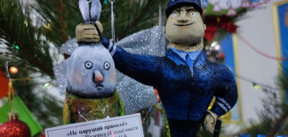 В Пятигорске наградили победителей ежегодного конкурса на лучшую новогоднюю игрушку по ПДД среди дошкольных образовательных организаций города