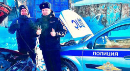 Кировские автоинспекторы в условиях сильных морозов оказывают помощь водителям