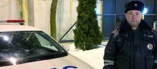 Сотрудник Госавтоинспекции в Рязанской области оперативно доставил в медучреждение полуторагодовалого ребенка, который получил серьезную травму