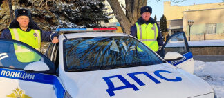 Сотрудники Госавтоинспекции в Тамбовской области помогли не замерзнуть мужчине, который попал в ДТП