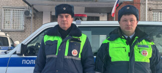 Свердловские автоинспекторы предотвратили пожар в частном доме