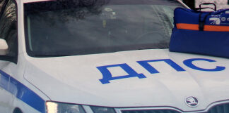 Тульские автоинспекторы оказывают первую помощь пострадавшим в ДТП с использованием специальных укладок