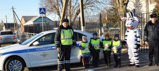 В Белгородской области «световозвращающий патруль» привлек внимание автомобилистов к проблеме наездов на пешеходов