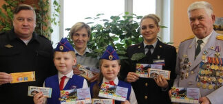 Юные кировчане узнали, как регистрируют автомобили и проводят экзамены на право управления