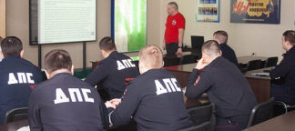 В Кемеровской области врачи центра медицины катастроф провели для госавтоинспекторов мастер-класс по оказанию первой помощи