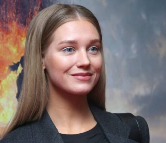 Где живет Кристина Асмус и почему ее до сих пор видят в доме бывшего мужа