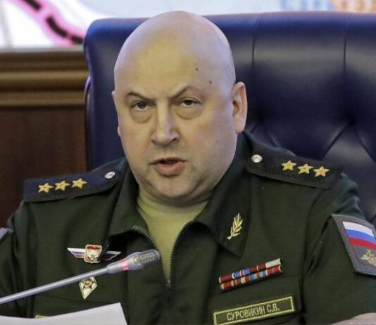 «Генерал Армагеддон» замечен в клинике: правда ли, что Суровикин тяжело болен