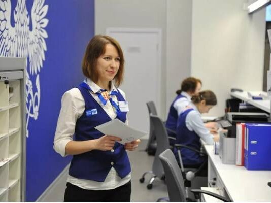 Как работают российские банки и почта в праздник 8 марта 2023 года